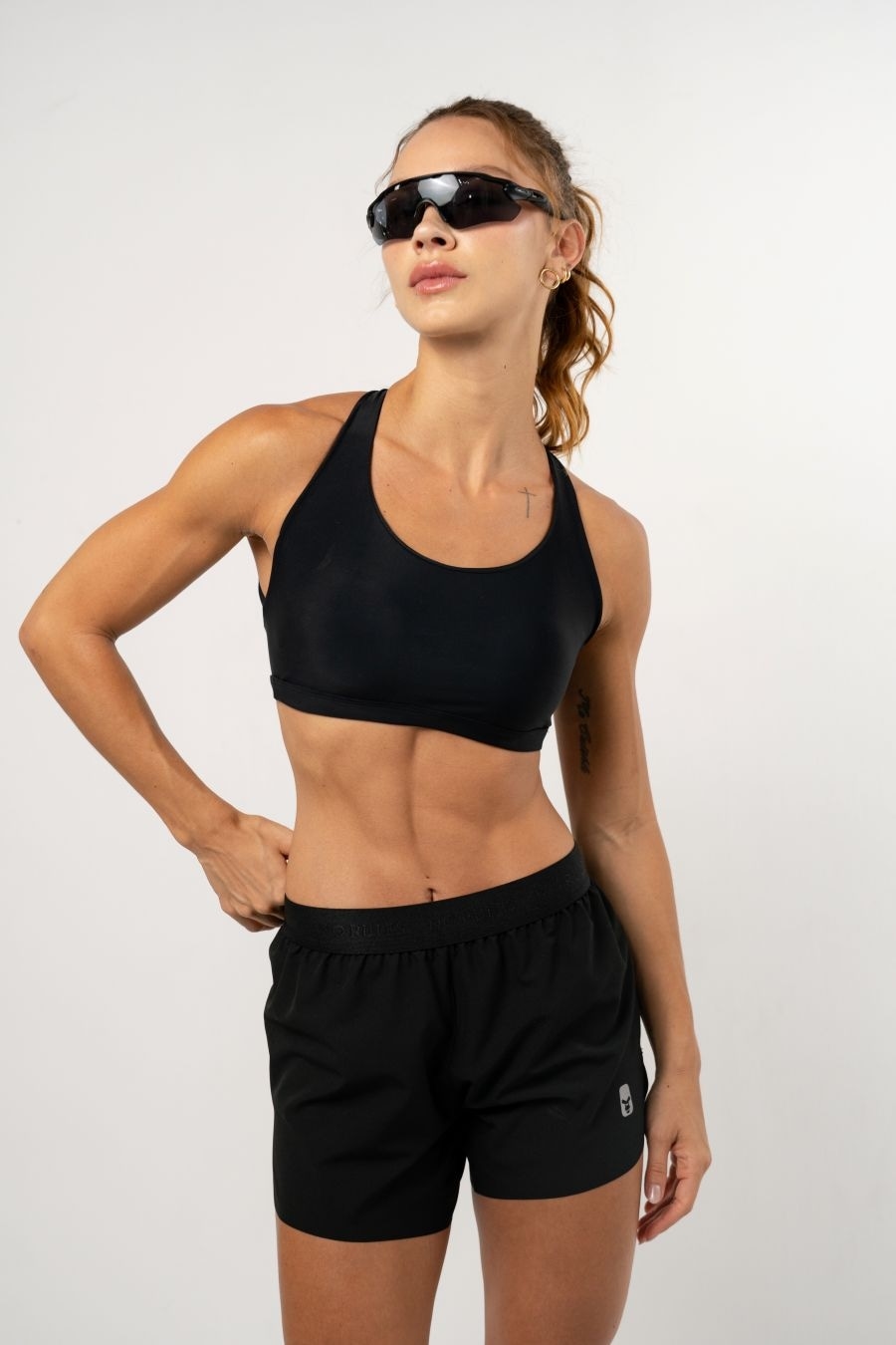 Retro Cross Top Negro - Principal
