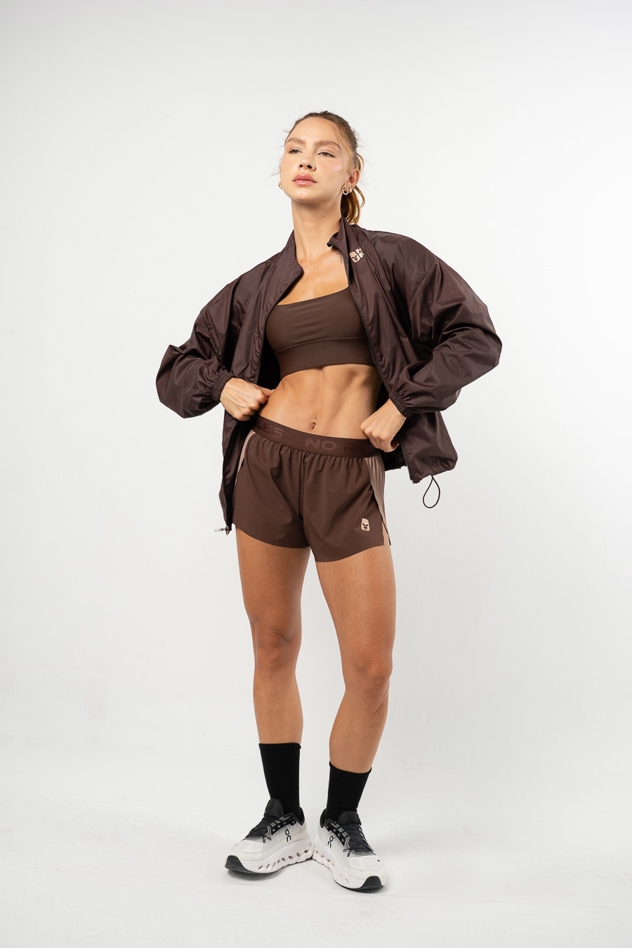 Chaqueta Cortavientos Active Flow Chocolate - Principal