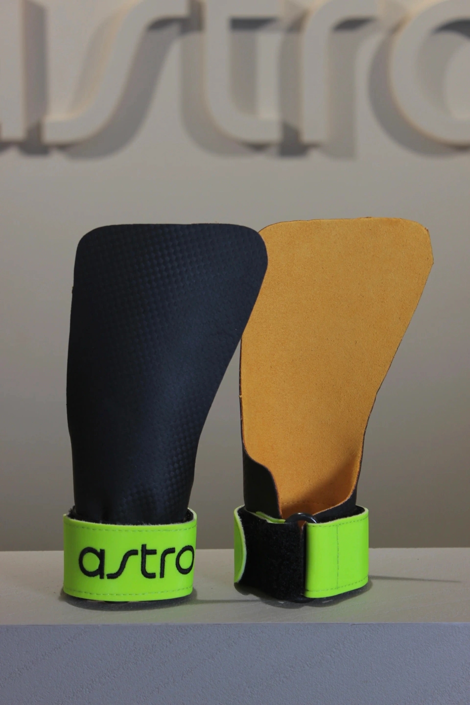 Calleras Astro Ultimate Verde Fluorescente - Principal