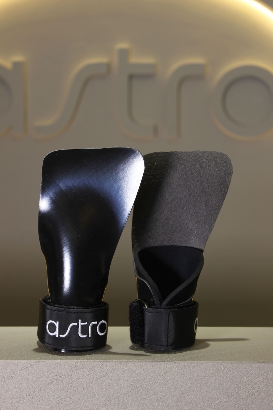 Calleras Astro Silicona Con Neopreno Negro Mate - Principal